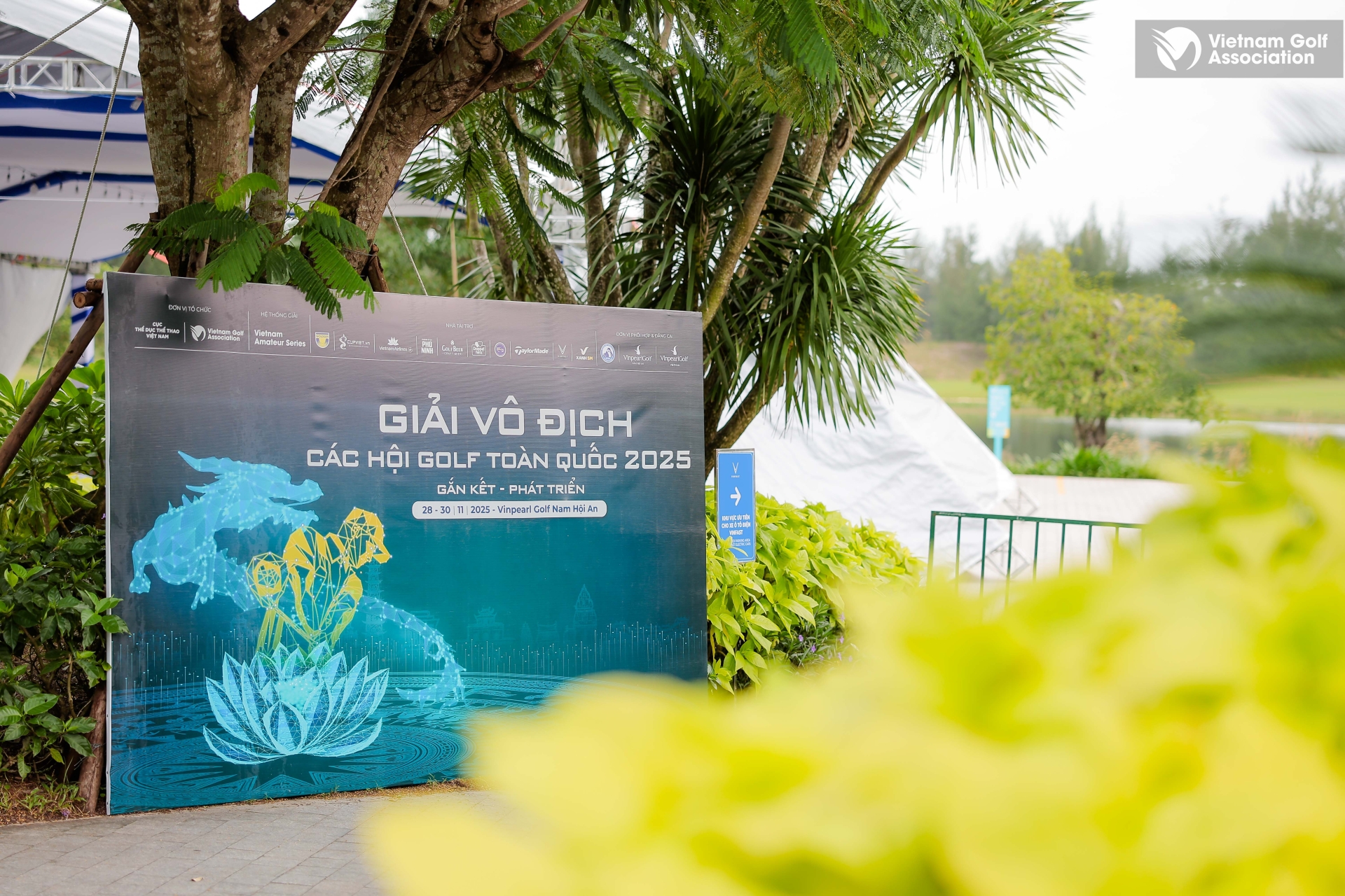 NGÀY ĐÁNH TẬP SÔI ĐỘNG MỞ MÀN GIẢI VÔ ĐỊCH CÁC HỘI GOLF TOÀN QUỐC 2025