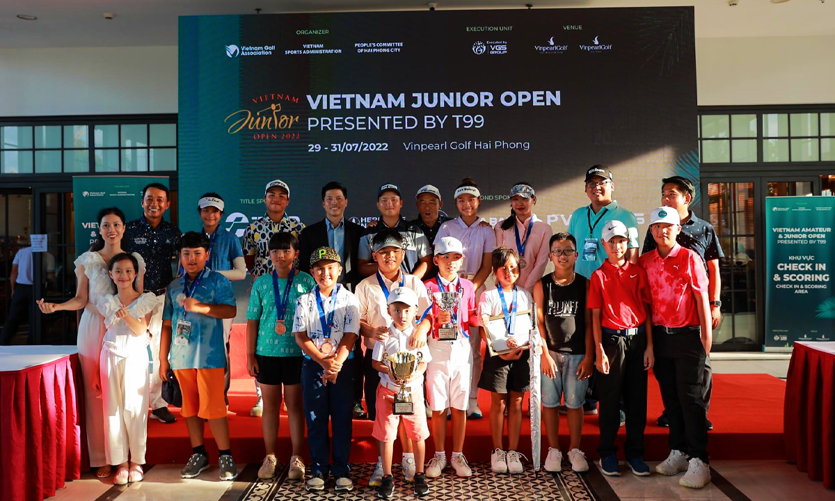 Nguyễn Anh Minh trở thành nhà vô địch giải golf trẻ Quốc gia mở rộng tranh cúp T99 2022