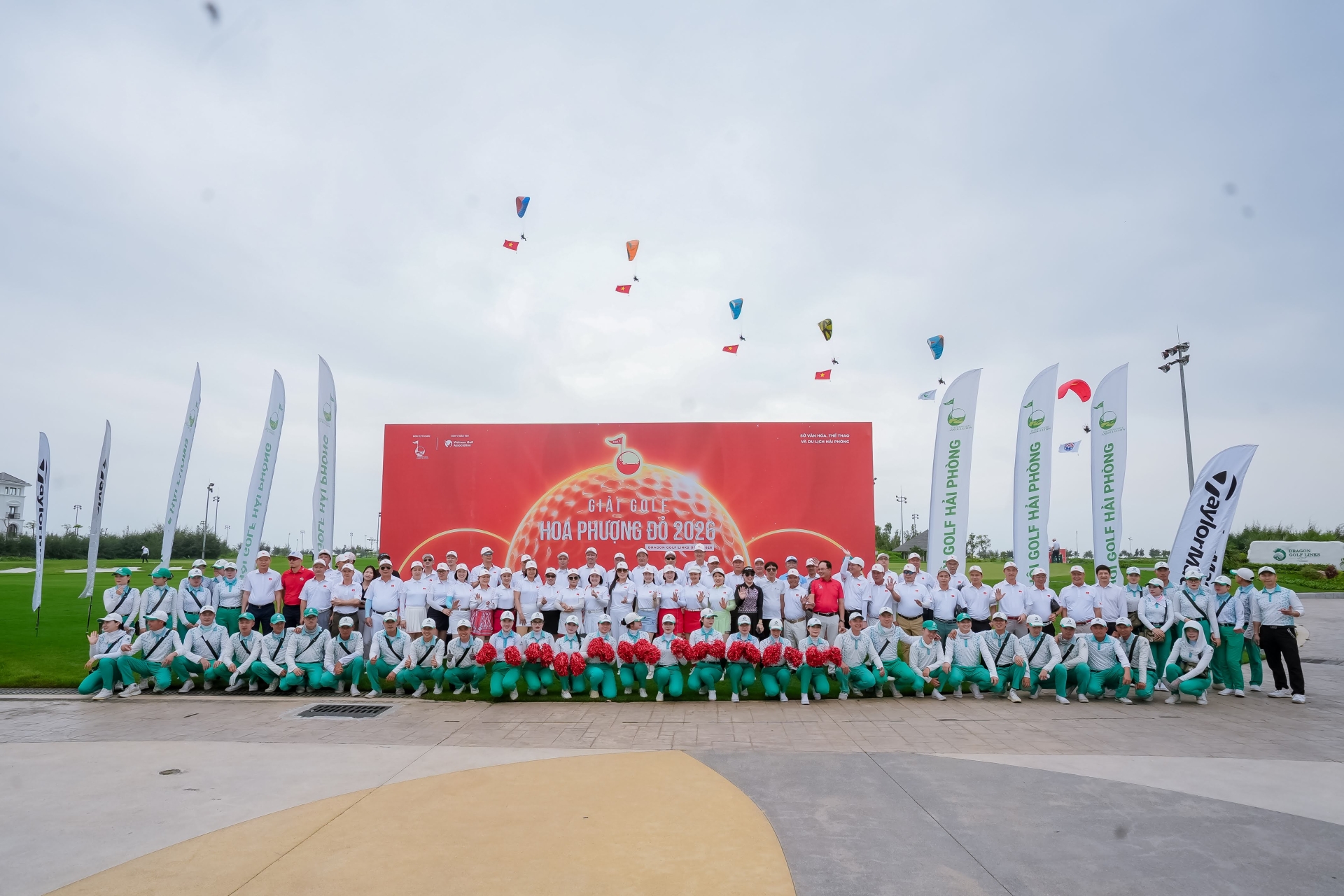 CHỦ NHÂN NHỮNG CHIẾC CÚP CỦA GIẢI GOLF HOA PHƯỢNG ĐỎ 2026 ĐÃ LỘ DIỆN
